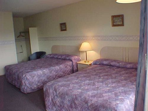 Hotel 7 Nights Niagara Falls