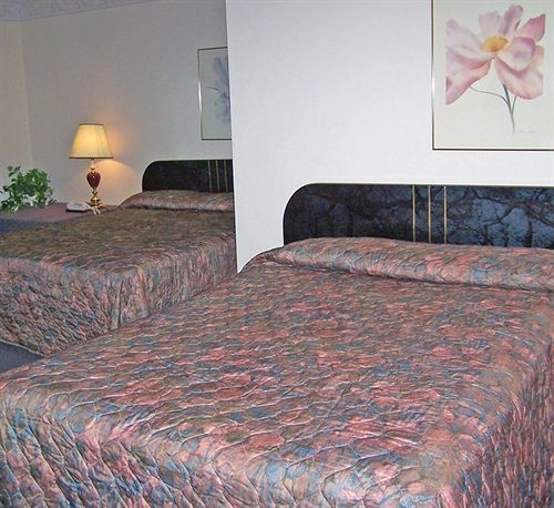 Hotel 7 Nights 2*